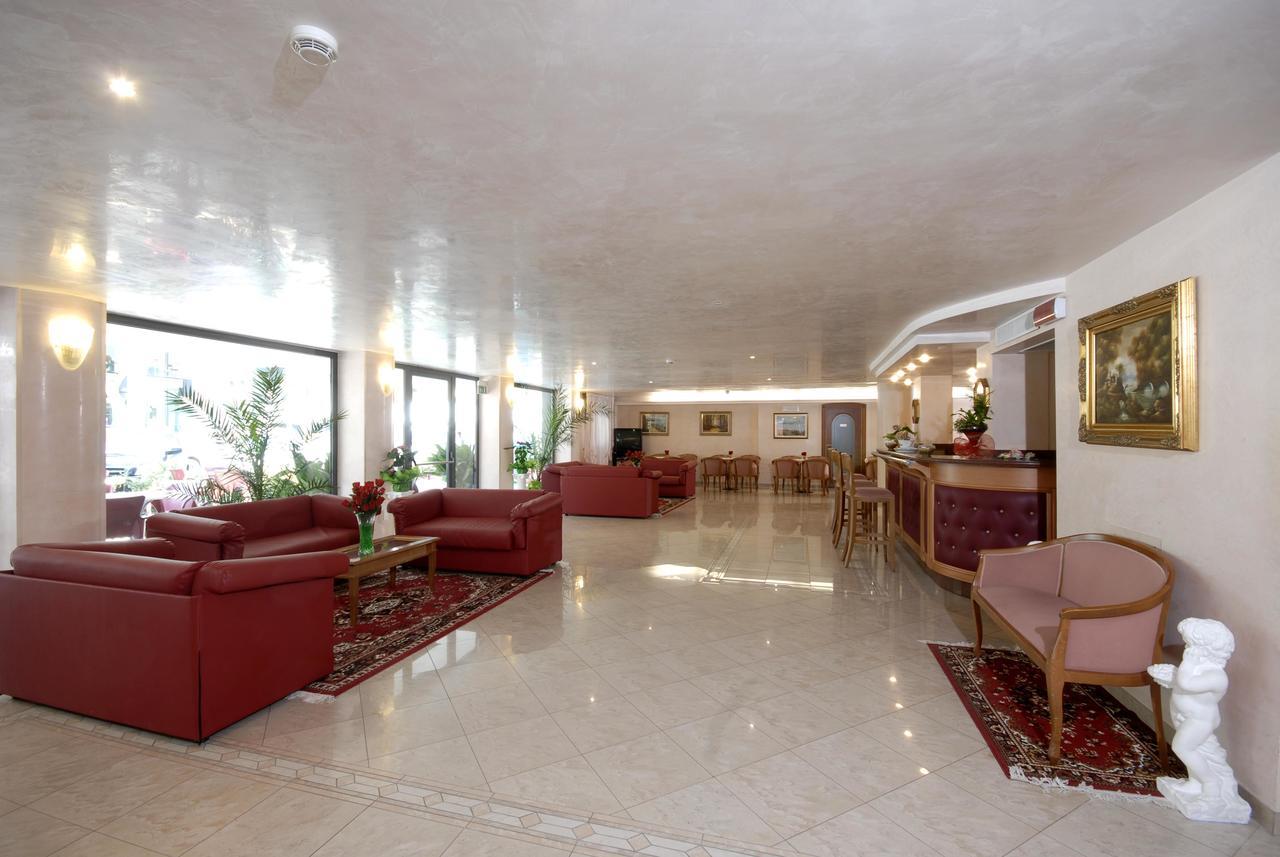 Hotel Christian Rimini Zewnętrze zdjęcie